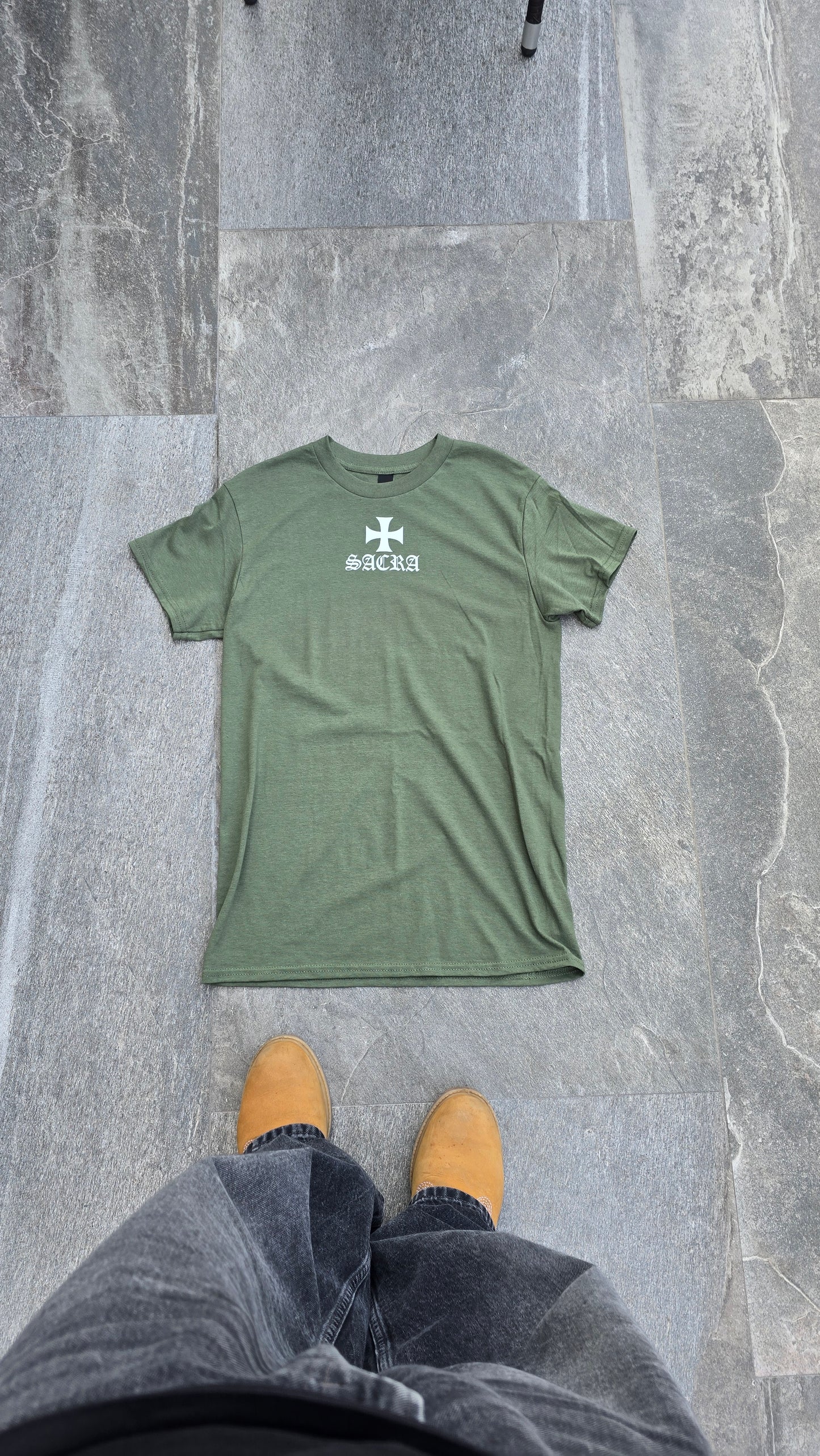 Minimalistic Green Shirt